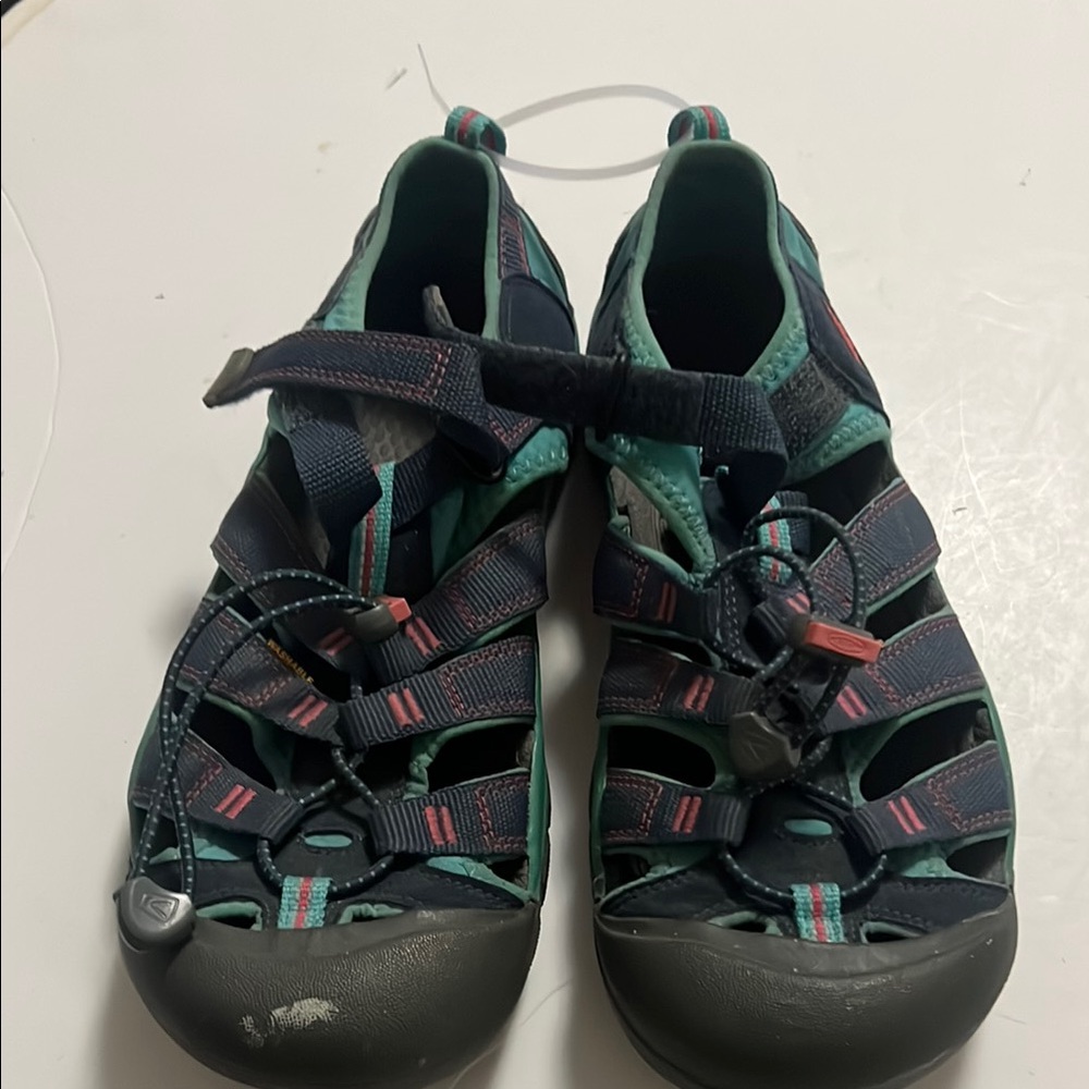 KEEN MULTI COLOR OUTDOOR HIKING WALKING SANDALS SIZE 7